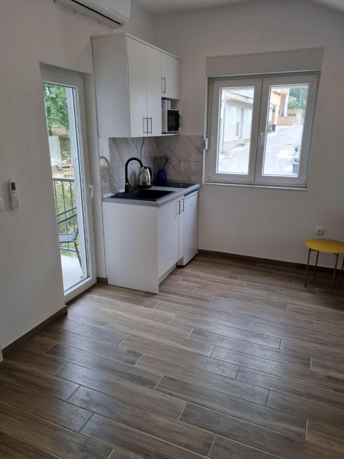 מאקרסקה Apartmani Tolj מראה חיצוני תמונה