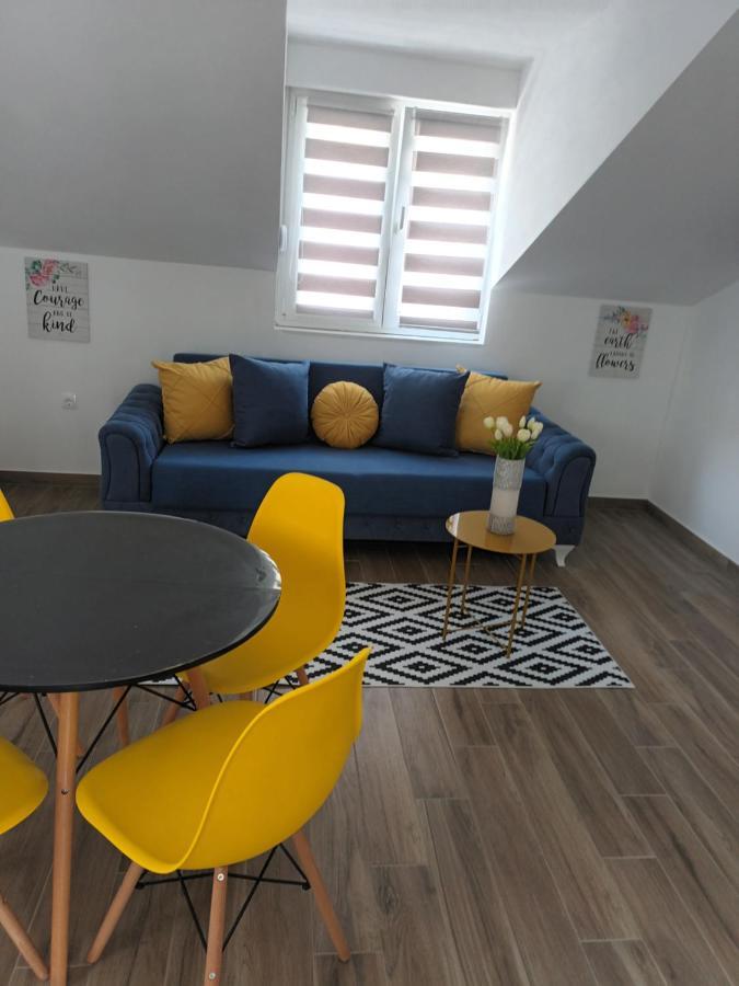מאקרסקה Apartmani Tolj מראה חיצוני תמונה