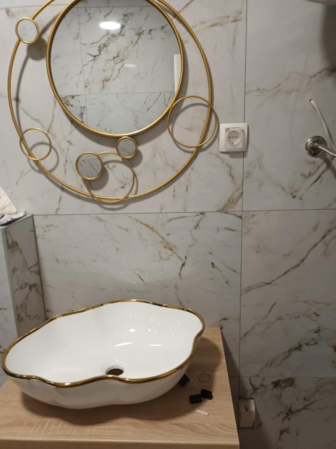 מאקרסקה Apartmani Tolj מראה חיצוני תמונה