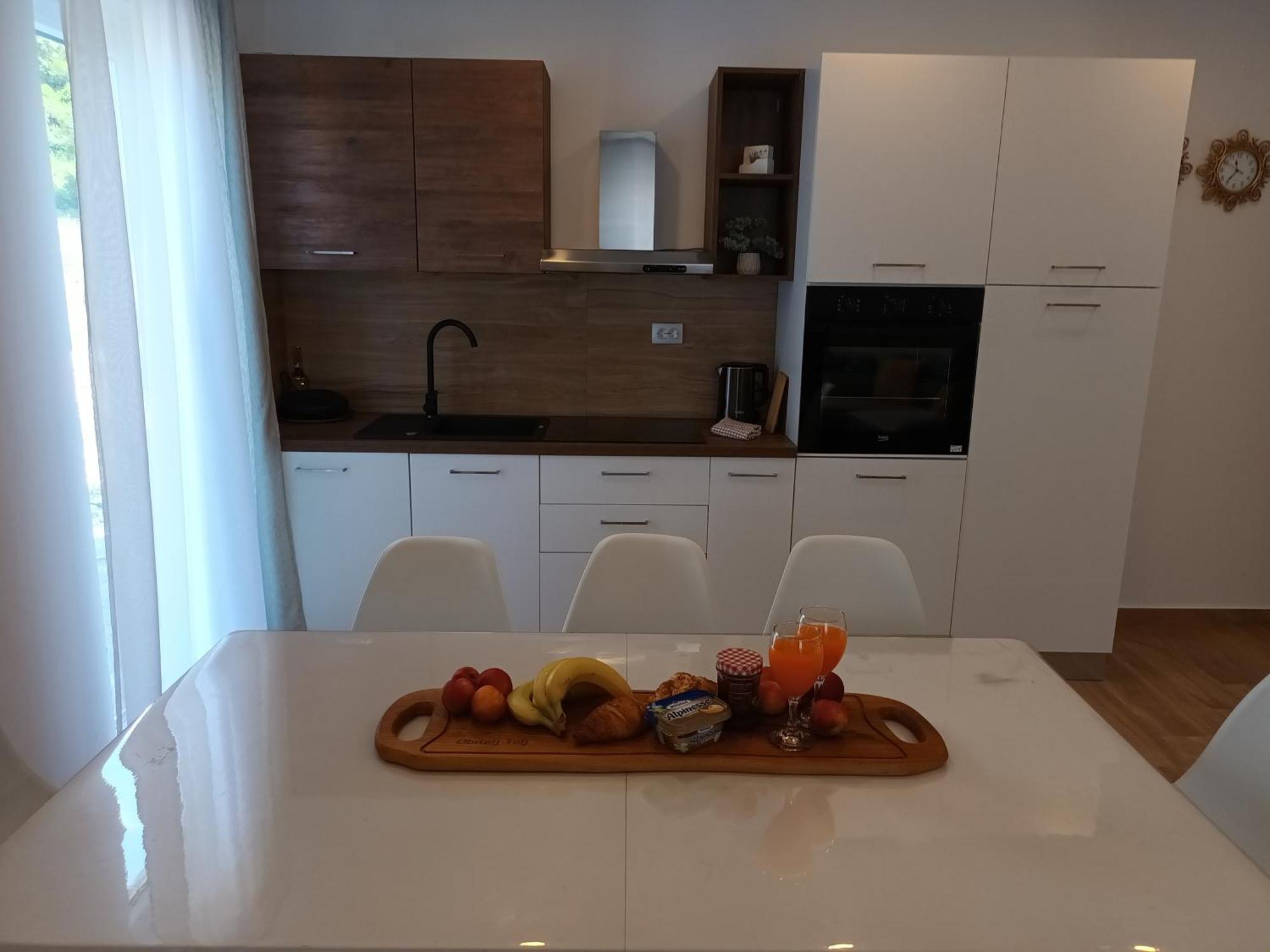מאקרסקה Apartmani Tolj מראה חיצוני תמונה