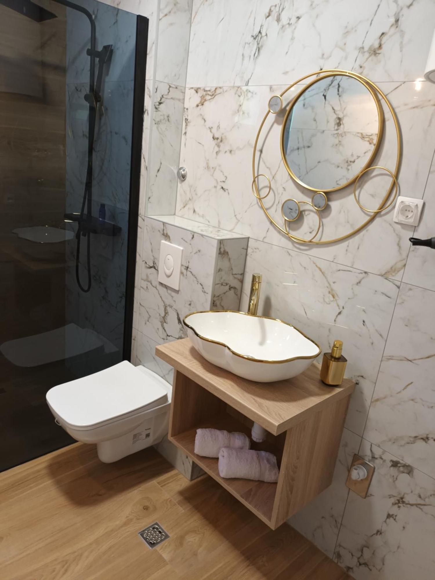 מאקרסקה Apartmani Tolj מראה חיצוני תמונה