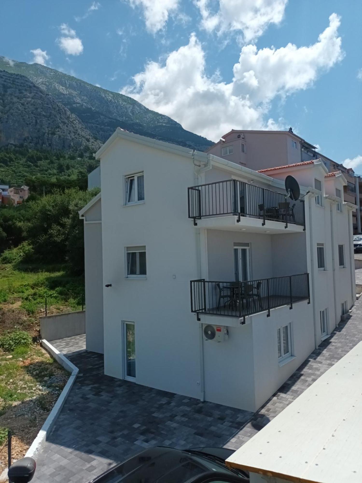 מאקרסקה Apartmani Tolj מראה חיצוני תמונה